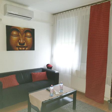 Goldapartman Salgotarjan Luaran gambar