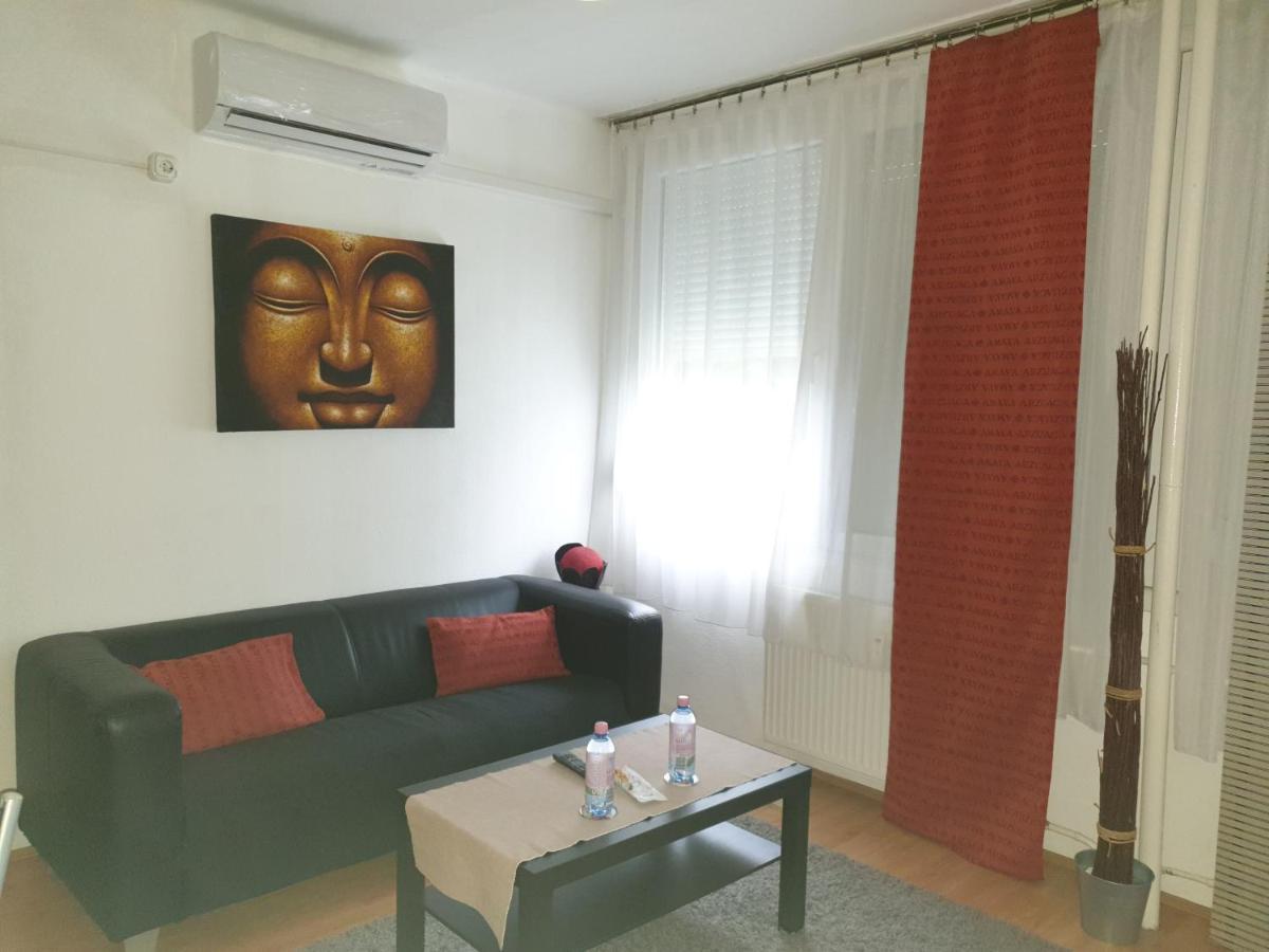 Goldapartman Salgotarjan Luaran gambar